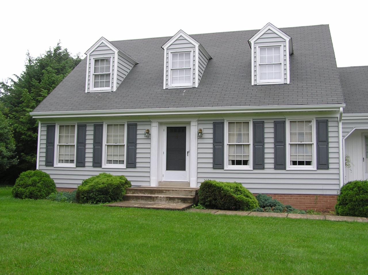 Siding vinyl house grey exterior colors blue light ideas color shutters gray homes houses roof cod cape metal roofs white Siding vinyl house grey exterior colors blue light ideas color shutters gray homes houses roof cod cape metal roofs white